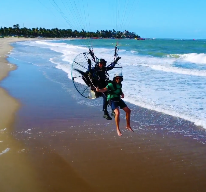 voo de paramotor